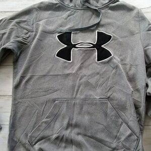 Under armour small gray hoodie